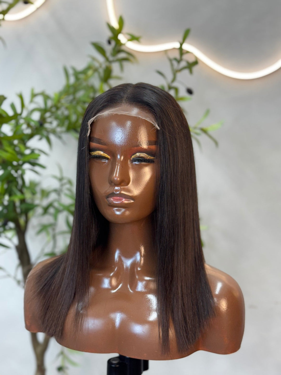 Luxury Human Hair Wig Raw Hair HD 5x5 14" - Bone Straight - Braids and Wigs