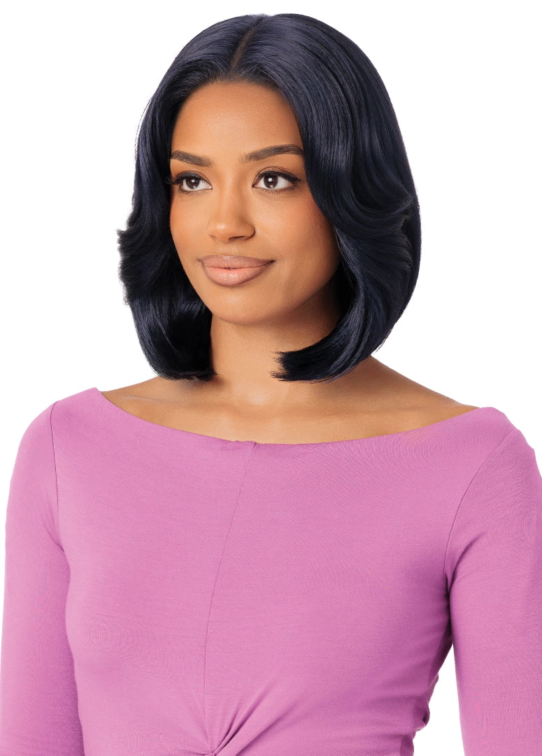 Outre Perfect Hairline Swoop Series 13x4 HD Lace Front Wig - Swoop 20
