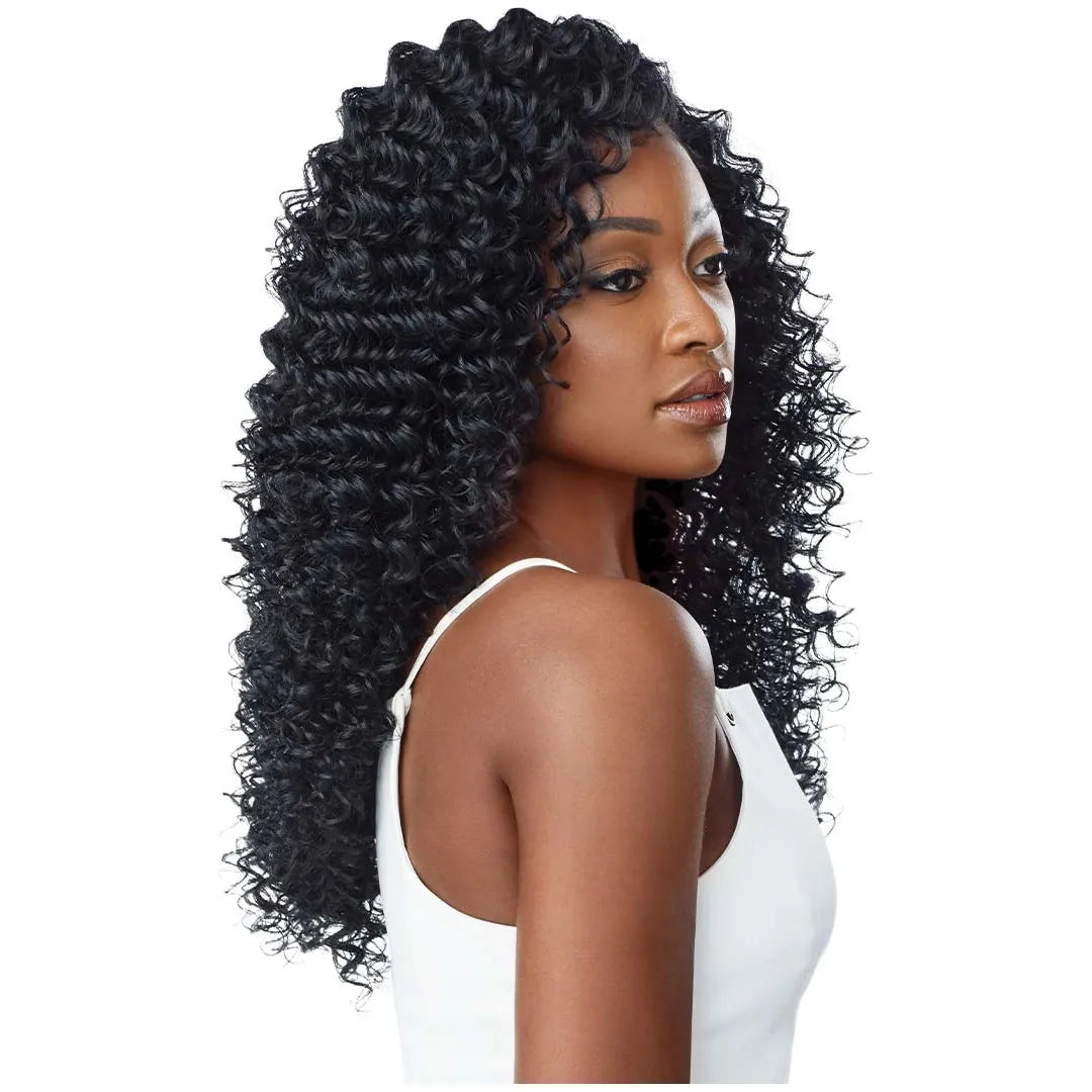 Outre Perfect Hairline Synthetic 13x6 Lace Frontal Wig - DOMINICA