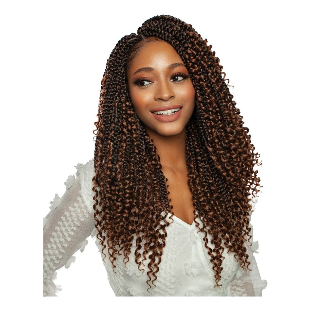 Mane Concept AFRI-NAPTURAL-3X-BOHO BOX BRAID 18" BOX312